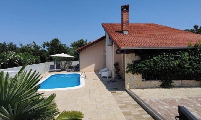 Buici House | Villa Leonore with heated pool