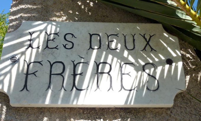 Les Sablettes Villa | Villa "Les Deux Frères" - Historic family home in Les Sablettes