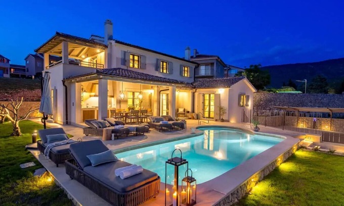 Cres Villa | Villa Leucolea with pool