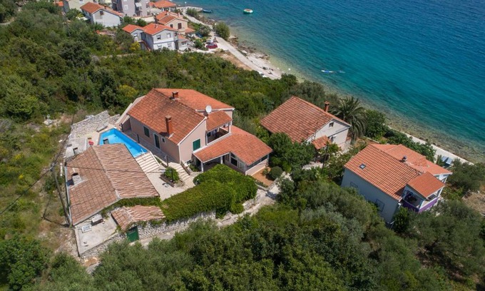 Knez Villa | Villa Lily Comfortable holiday residence