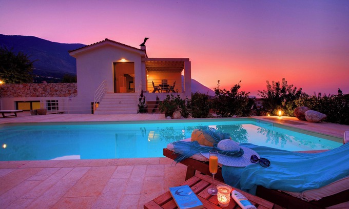Karavados Villa | Villa 'Linatela Ideales Resort' with Sea View, Wi-Fi and Air Conditioning