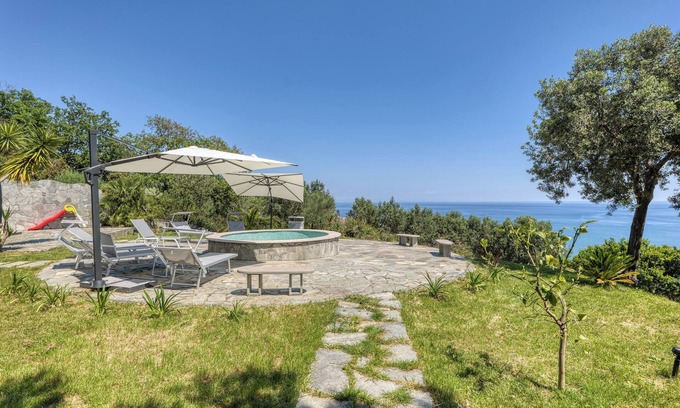 Vigo-Peirano Villa | Villa Luce del Sol Lux with Pool - L, Alassio, Italy