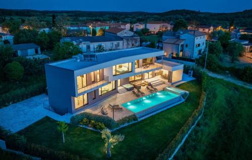Dracevac Villa | Villa Lumi - with private pool, sauna, outdoor jacuzzi, fitness room, table tennis