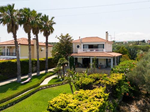 Kato Diminio Apartment | Villa Luxury Garden Kiato