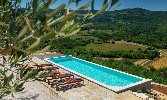 Sveti Bartol House | Villa Majestic Eye