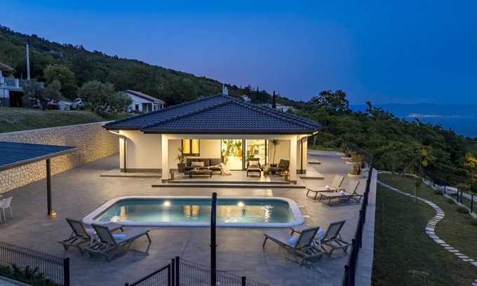 Golovik Villa | Villa Mantis (Kvarner - Mošćenička Draga)