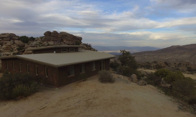 Pinyon Crest Villa | Villa Manzanita, Sustainable Luxury Villa Vacations- Coachella Festival Packages