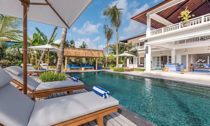 Batu Bolong Villa | Villa Marang, Bali - Modern colonial mansion in Canggu! TOP location!