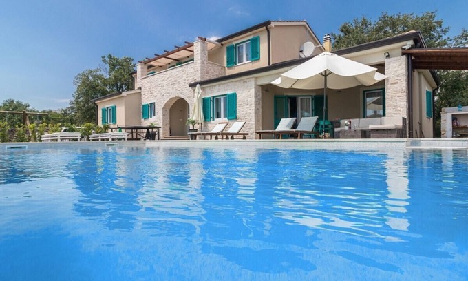 Muzini Villa | Villa Martha in Central Istria with private pool - wellness/table tennis for 12 persons