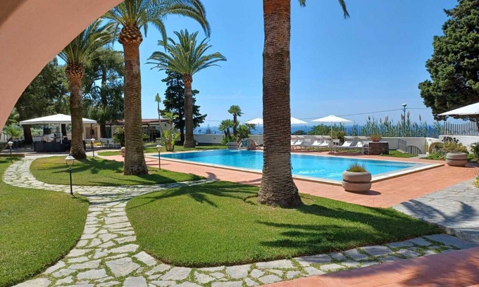 Succhivo Apartment | Villa Martina - "Magnolia" Apartment + Mirto Room