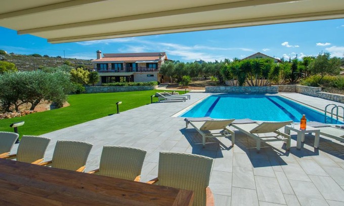 Kambanion Villa | Villa Mathea