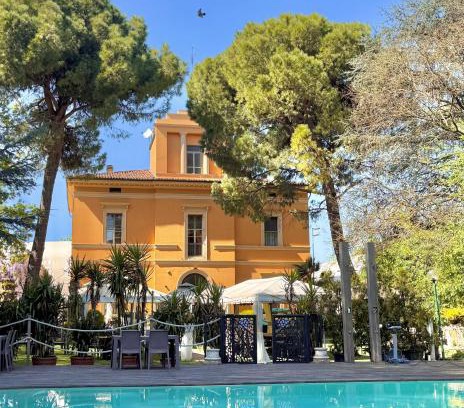 San Donato-San Vitale House | Villa Meraville