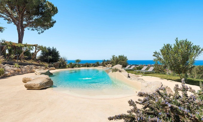 Capo d'Orlando Villa | Villa Milo with pool and hot tub - My Rental Homes