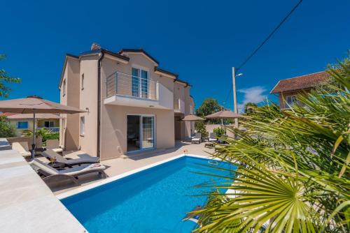 Pakostane Apartment | Villa ML