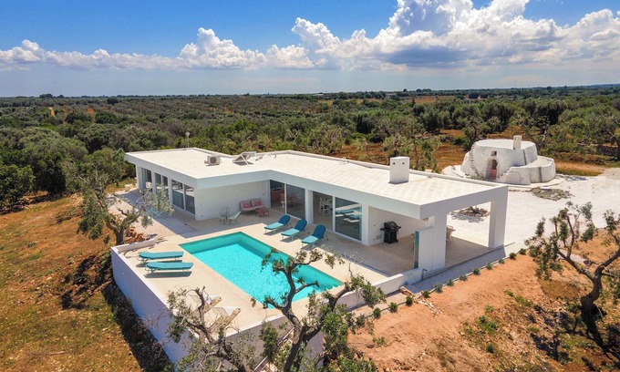 Carovigno Villa | Villa Montipuglia by Perle di Puglia