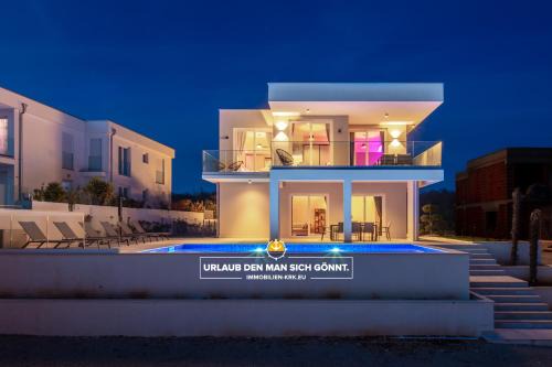 Linardici Villa | Villa Neoma