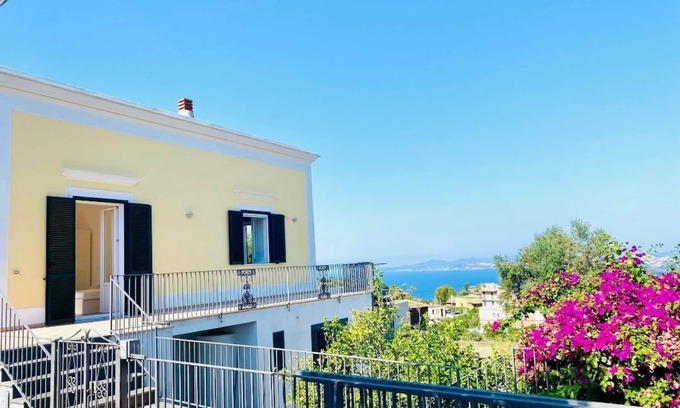 Fiaiano Apartment | VILLA NOLELU - vacation home with large panoramic terrace