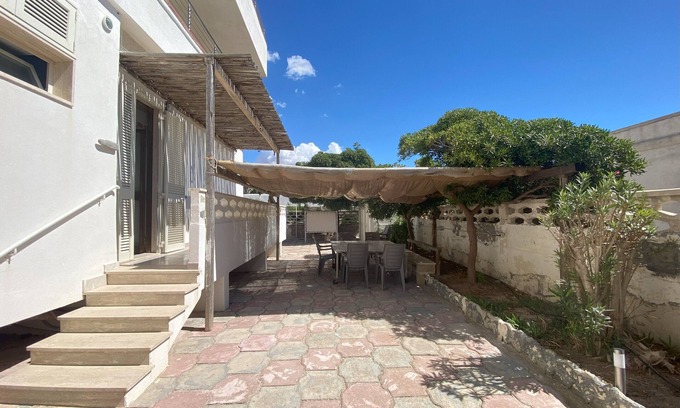 Torre Colimena Apartment | Villa Odetta - app. East, an oasis in the Salento sea between two nature reserves