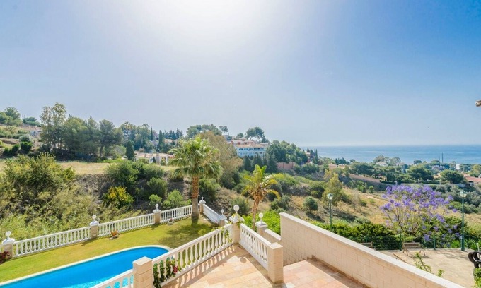 Benalmadena Villa | Villa Olmedo Benalmádena by Ruralidays