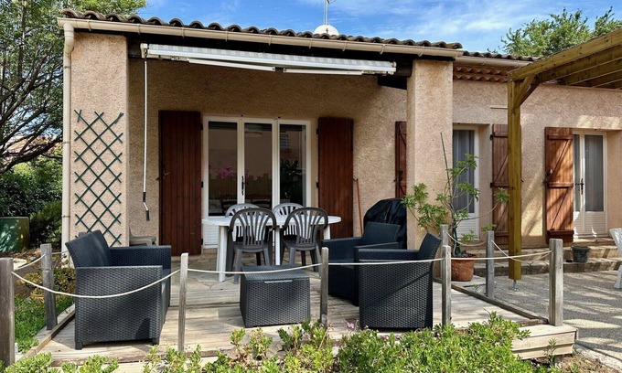 Frejus Plage Villa | VILLA on one level 100m from the beach