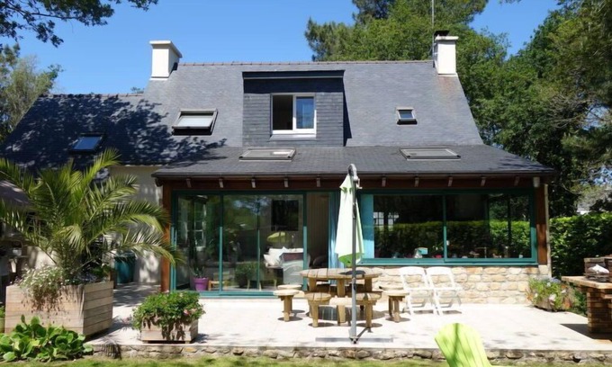 Ploemel House | Villa Pallec by Interhome