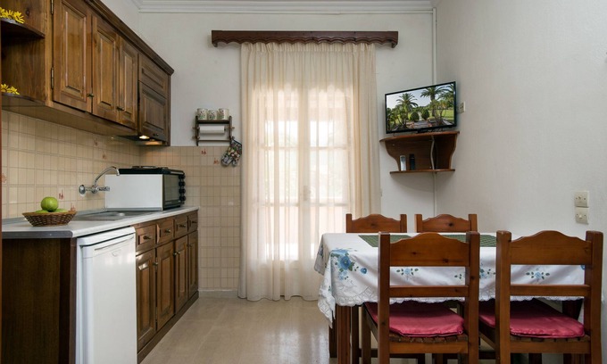 Almiros Beach Apartment | Villa Pami Apt3 45m2 the place to stay in Corfu