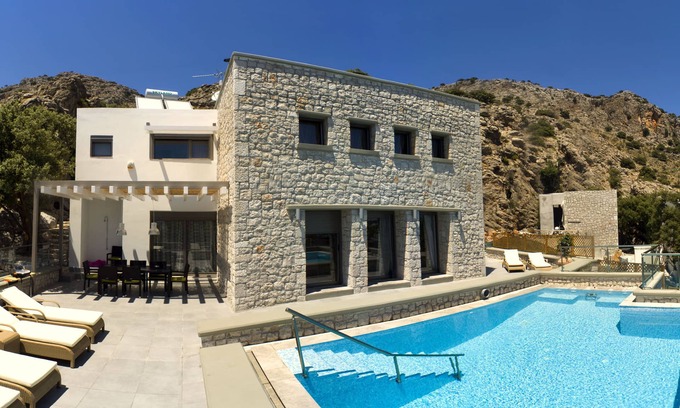 Pefkos House | Villa Passithea , 3 bedroom villa plus studio with private heated pool
