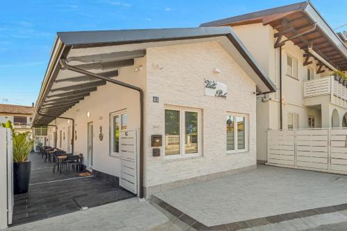 Marina di Massa House | Villa Perla