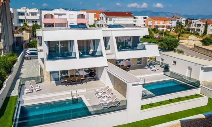 Novalja Villa | Villa Petra 2 - private pool