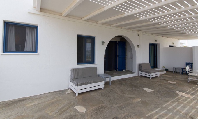Nea Cryssi Akti Villa | villa Phaedra in the Anthemion villas