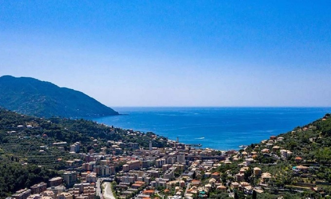 Recco Villa | Villa Pia in Recco with 12 beds and swimming pool