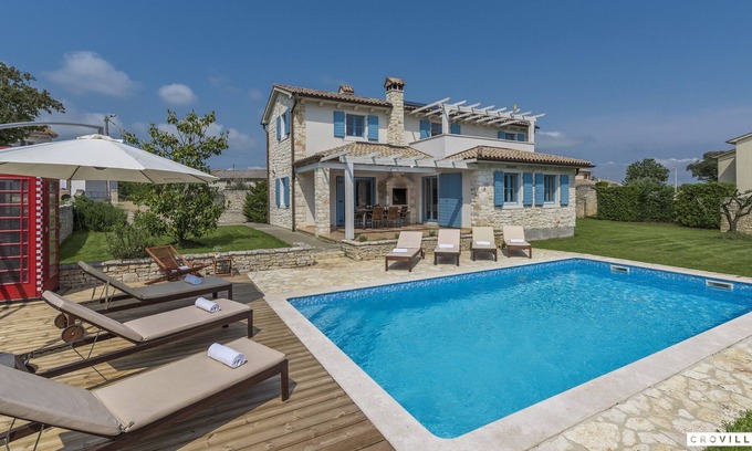 Rojnici Villa | Villa Prima nearby Labin – Crovillas GmbH
