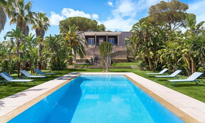 Fontane Bianche Villa | Villa Rebecca with private pool - My Rental Homes