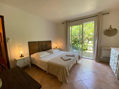 Le Brusc Bed & Breakfast | Villa Roka