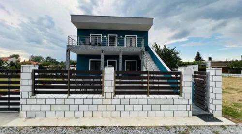 Ofrinion Villa | Villa ROMEO