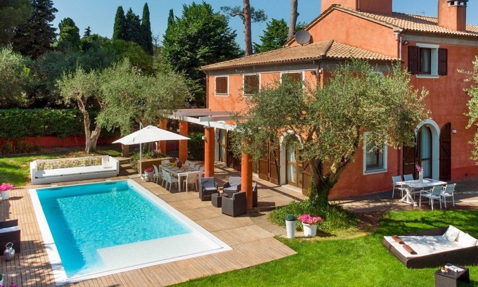 Misano Adriatico Villa | Villa Rossa 12, Emma Villas