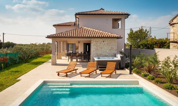 Bibici Villa | Villa Rozhica with Whirlpool