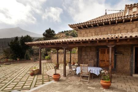 Icod de los Vinos Villa | Villa Rural Faldas del Teide
