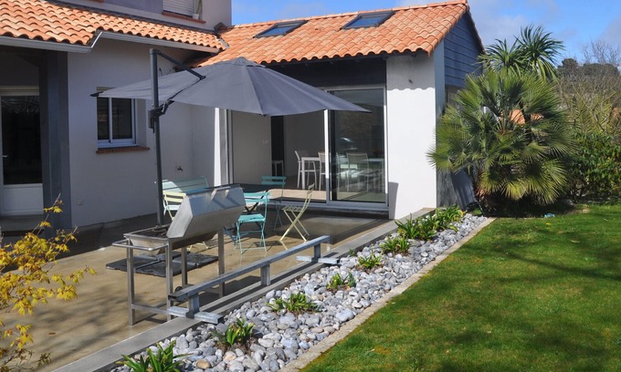 Saint-Brevin-l'Ocean House | Villa Saint-Brevin-les-Pins, 3 bedrooms, 8 persons