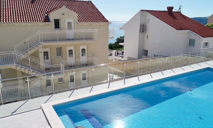 Plat Apartment | Villa Samba - Superior One-Bedroom Apartment with Balcony and Sea View
