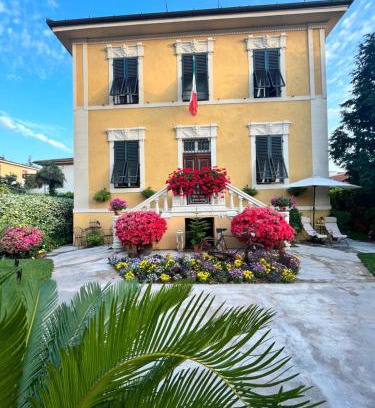 Lucca Historical Center Bed & Breakfast | Villa San Donato B&B