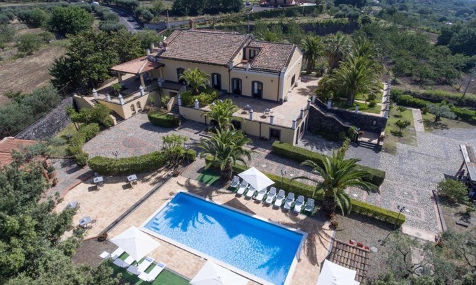 Piedimonte Etneo Villa | Villa San Gerardo