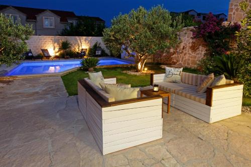 Bol Villa | Villa Sania