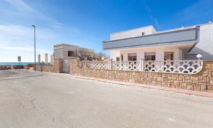 Torre Lapillo Apartment | Villa Scirocco by BarbarHouse