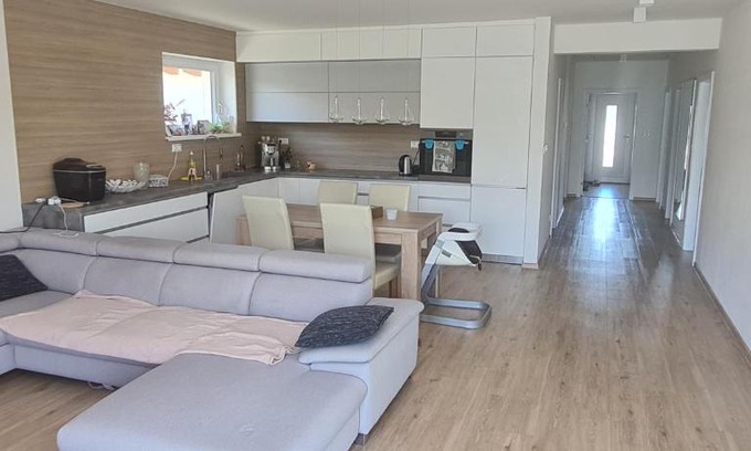 Mlynsky Klin Villa | Villa Senec Gardens