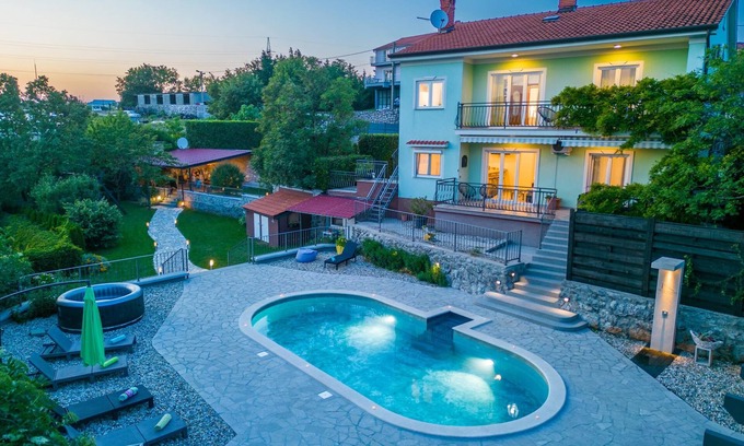 Bezjaki Villa | Villa Silvana with 5 bedrooms