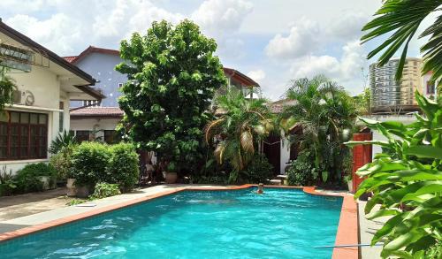 Vientiane House | Villa Sisavad Guesthouse