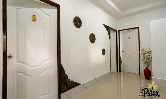 Ko Lanta Villa | Villa - Sleeps 8 - Terrace - Beach Close