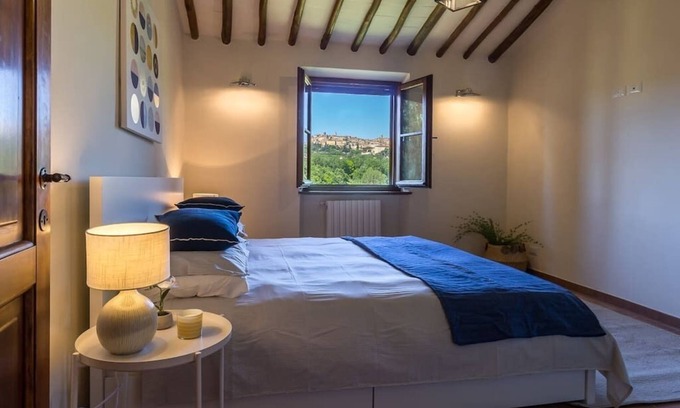 Montepulciano Villa | Villa Sogni D'Oro Etruscan Suite: 3 Bedroom Villa