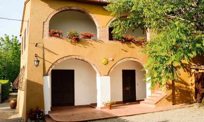Siena House | Villa Sole with pool and garden near the center of Siena